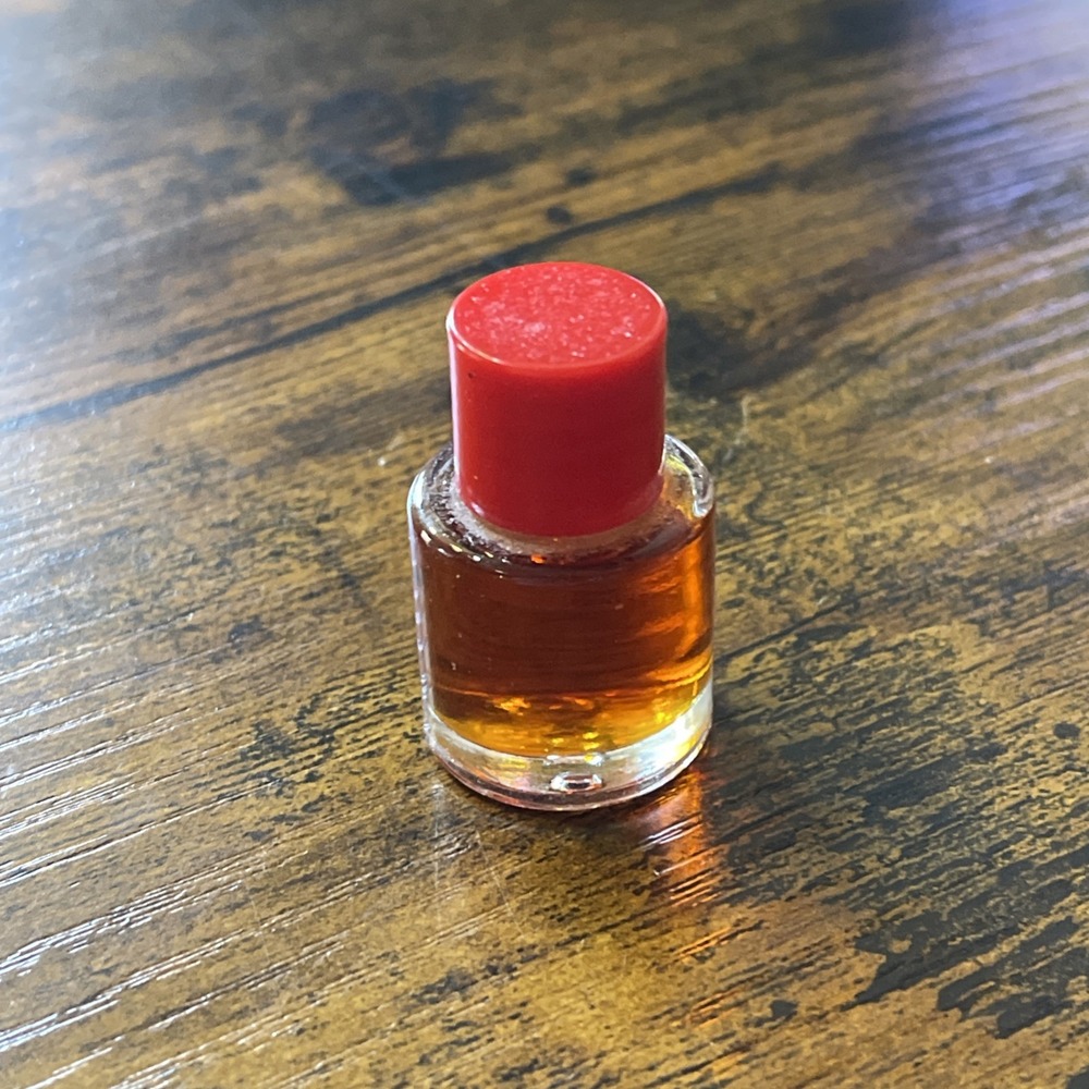 Vintage HOT Perfume Replica by CHARLES REVSON mini 4ml 1/8oz‎ Bill Blass splash